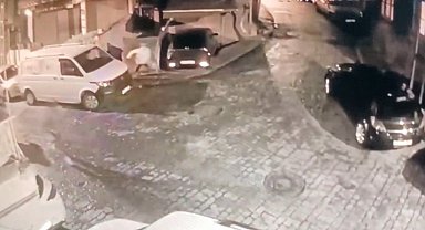 Beyoğlu'nda balistik yelekli silahlı çete çökertildi: Semtte huzur bırakmamışlardı, yakalandılar