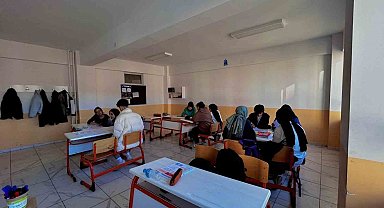Bilecik'te 'TYT Kampı'nda öğrenciler sınava hazırlanıyor