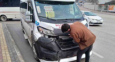 Bilecik'te minibüs ile midibüsün çarpışması sonucu 1 kişi yaralandı