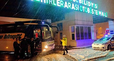 Bingöl'de şehirlerarası yolcu ve yük taşımacılığı yapan araçlara denetim