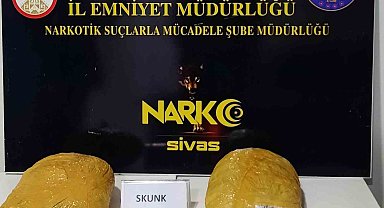 Binlerce adeta uyuşturucu madde ele geçirildi: 5 tutuklu