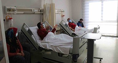 Bir kişinin organları iki kişiyi ayrılmaz ikili yaptı