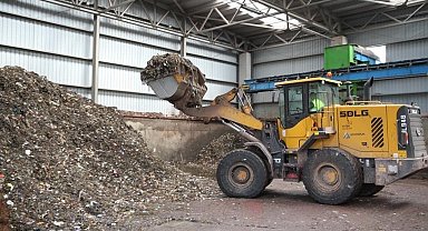 Bir yılda 360 bin ton katı atıktan 67 milyon kilovat enerji üretildi