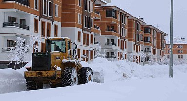 Bitlis'te 213 köy yolu ulaşıma açıldı