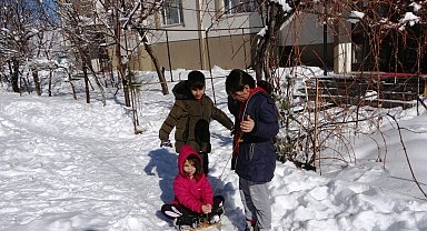 Bitlis'te 60 köy yolu ulaşıma kapalı