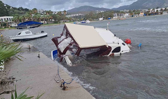 Bodrum'u fırtına vurdu
