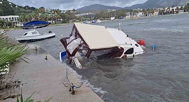 Bodrum'u fırtına vurdu