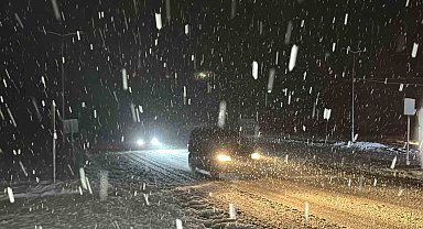 Bolu Dağı'nda kar kalınlığı 30 santimetreyi geçti