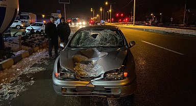 Bolu'da feci kaza: Yolun karşısına geçmeye çalışan yayaya 2 otomobil çarptı