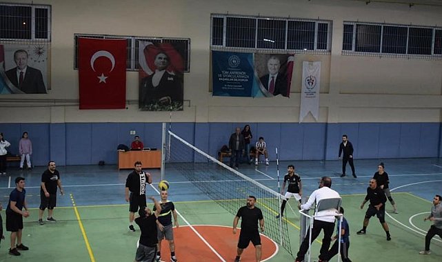 Bozdoğan'daki kurumlar arası voleybol turnuvası sona erdi