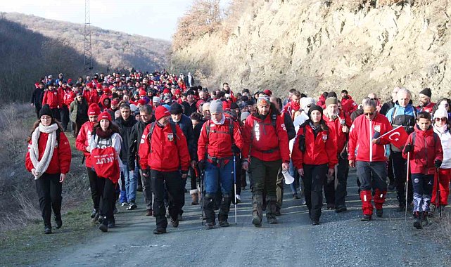 Bozüyük'te Metristepe Zaferi ve Şehitleri Anma Yürüyüşü'nün 16'ncısı yapıldı