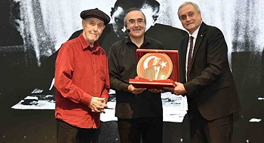 Bozüyük'te Sunay Akın ve İlhan Şeşen'den unutulmaz bir gece