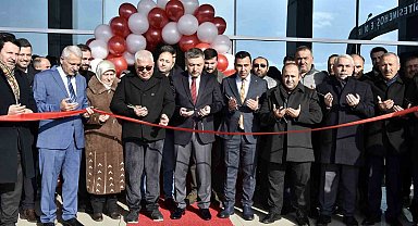 Bu tekstil atölyesindeki çalışanların tamamı kadın