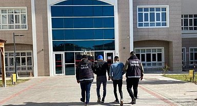 Burdur'da durdurulan araçta uyuşturucu çıktı, 2 şahıs tutuklandı