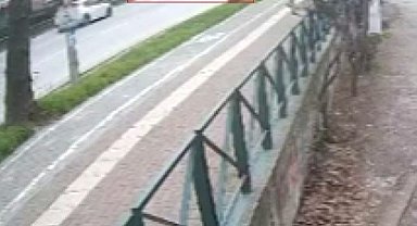 Bursa'da 8 araç birbirine girdi, o anlar kamerada