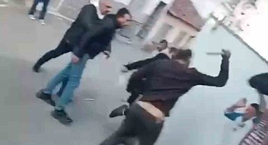 Bursa'da sopalarla öldüresiye dövdüler