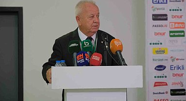 Bursaspor Divan Kurulu Başkanı Galip Sakder'den olağanüstü kongre öncesi önemli açıklama