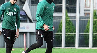 Bursaspor'da çalışmalar devam ediyor