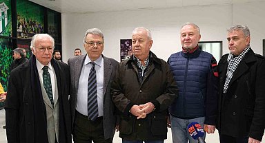 Bursaspor'da olağanüstü kongre ertelendi