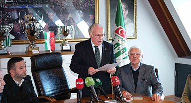 Bursaspor'un yeni başkanı Sinan Bür mazbatasını aldı
