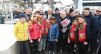 Büyükkılıç, Kıranardı'nda esnaf ve vatandaşlarla buluştu