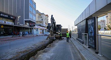 Büyükşehir Belediyesi Varsak'ta eski içme suyu hattını yeniliyor