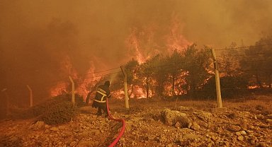 Büyükşehir İtfaiyesi'nden 2023'te 10 bin 225 olaya müdahale