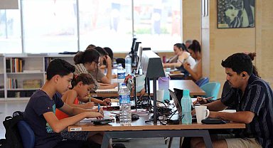 Büyükşehir Kütüphanelerini 200 bin kişi ziyaret etti
