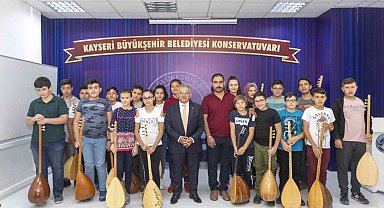 Büyükşehir Sanat Akademilerinden 50 bin kursiyere sanat hizmeti