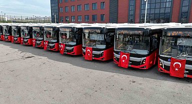 Büyükşehir toplu taşıma filosuna 20 yeni otobüs daha kattı