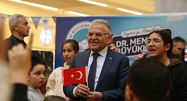 Büyükşehir'in Sömestr Tatil Şenliği'nde minikler çok eğlendi