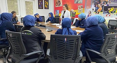 Çalışan kadınlara önce eğitim sonra tarama yapıldı