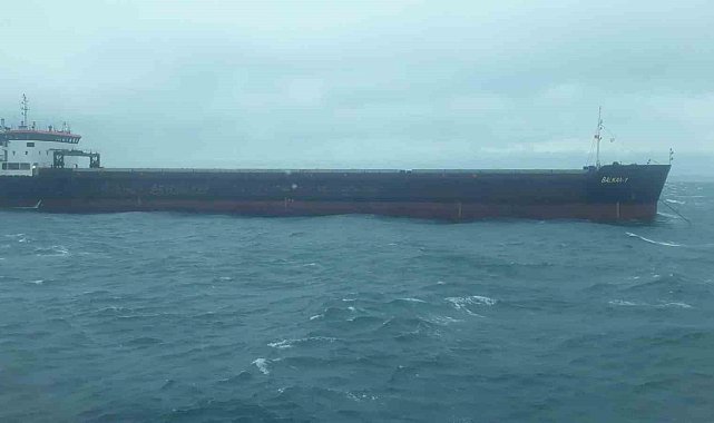 Çanakkale Boğazı'ndan geçen genel kargo gemisi makine arızası yaptı