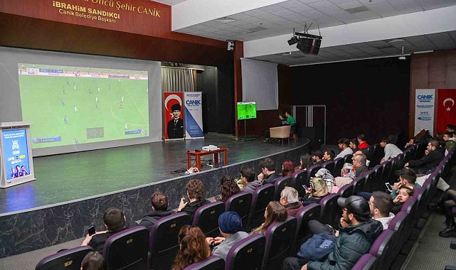 Canik'te e - spor turnuvası nefesleri kesti