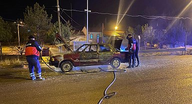 Ceza kesileceğini öğrenince otomobilini ateşe verdi