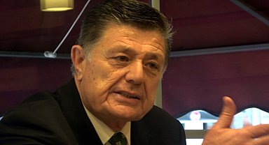 CHP'li başkan adayı "yalnız bırakıldığı" iddialarına gazetecilerle buluşmasında cevap verdi