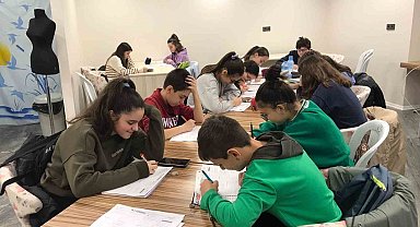 Çınar Akademi LGS hazırlık kursları öğrencilerin hayatına dokunuyor