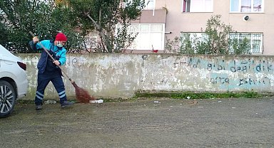 Çınarlı'da temizlik mesaisi