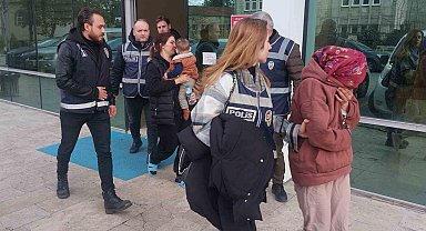 Çok sayıda suç kayıtları bulunan kadın hırsızlar tutuklandı