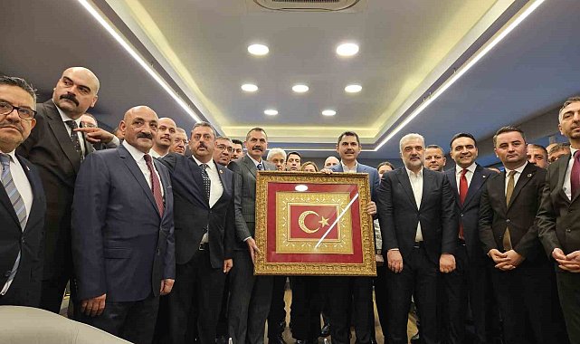 Cumhur İttifakı'nın İstanbul Büyükşehir Belediye Başkan Adayı Murat Kurum'dan MHP'ye ziyaret
