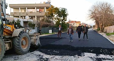 Dalaman'da sıcak asfalt çalışmaları sürüyor
