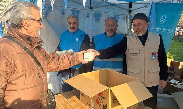 Denizli'de binlerce vatandaşa kandil ikramı yapıldı