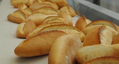 Denizli'de ekmek 8 TL oldu