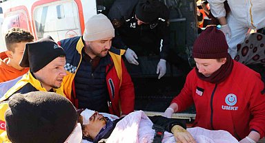 Depremin görünmez kahramanları: Sağlık çalışanları