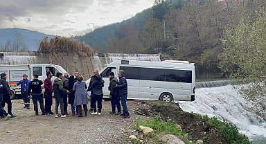 Dere kenarında ceset bulundu