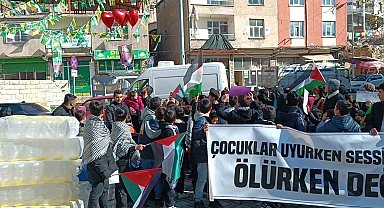 Dicle ilçesinde çocuklardan Gazze'ye destek yürüyüşü