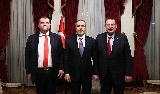 Dışişleri Bakanı Fidan, HÖH Eş Başkan Adayları Çakırov ve Peevski ile bir araya geldi