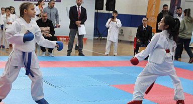 Diyarbakır'da 311 çocuk karate turnuvasında mücadele etti