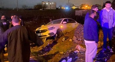 Diyarbakır'da kontrolden çıkan otomobil kaza yaptı: 6 yaralı