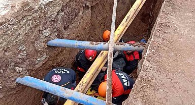 Doğubayazıt'ta işçiler göçük altında kaldı: 1 ölü